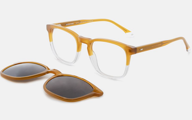 Centro Óptico Anton Miro Jeans