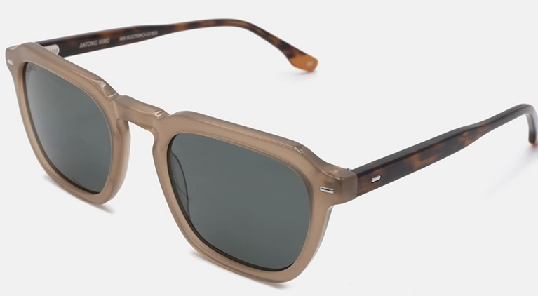 Centro Óptico Anton Miro Jeans