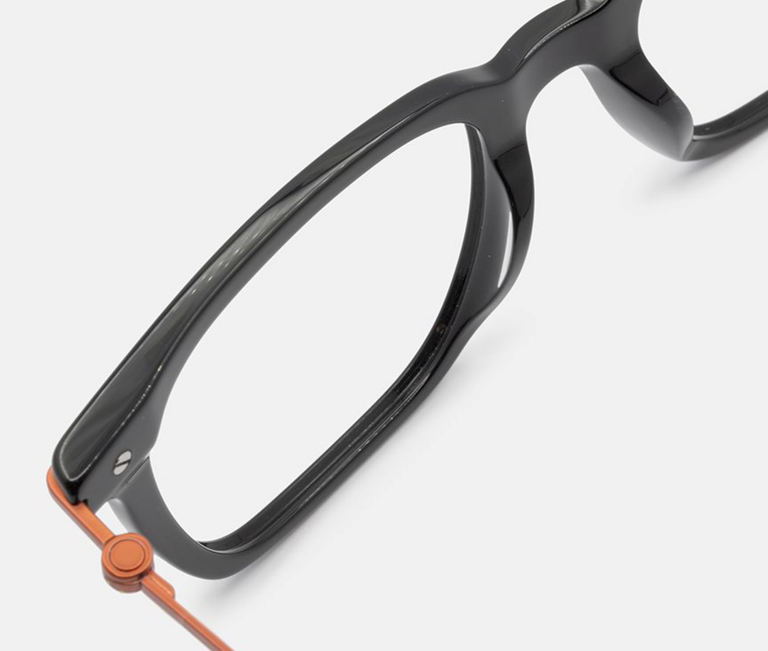 Centro Óptico Anton MiroJeans